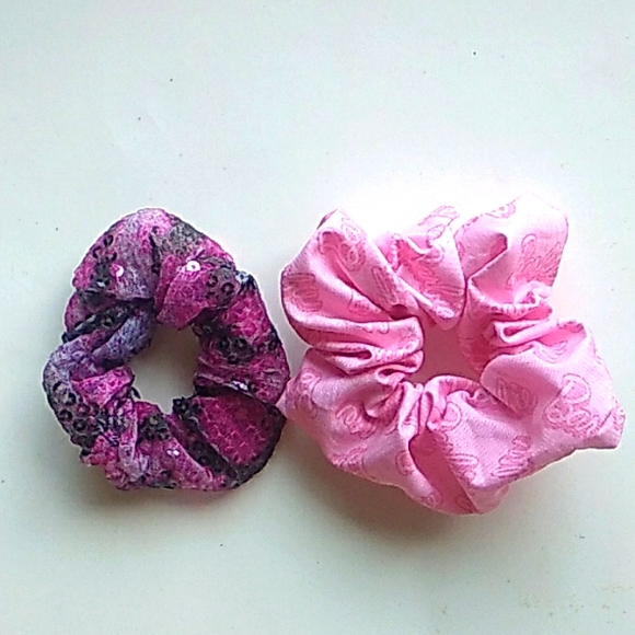 Barbie scrunchie set - Picture 3 of 3